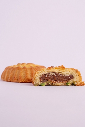 Maamoul Dates Medium Box   